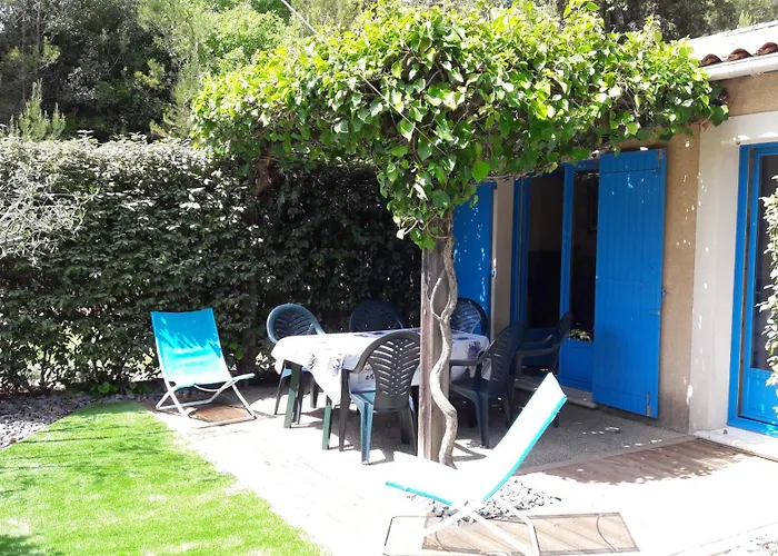 Provence, Uzes, Maisonnette 6-7 Personnes Dans Dom wakacyjny Gaujac (Gard)